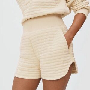 Everlane The Organic Cotton Quilted Short